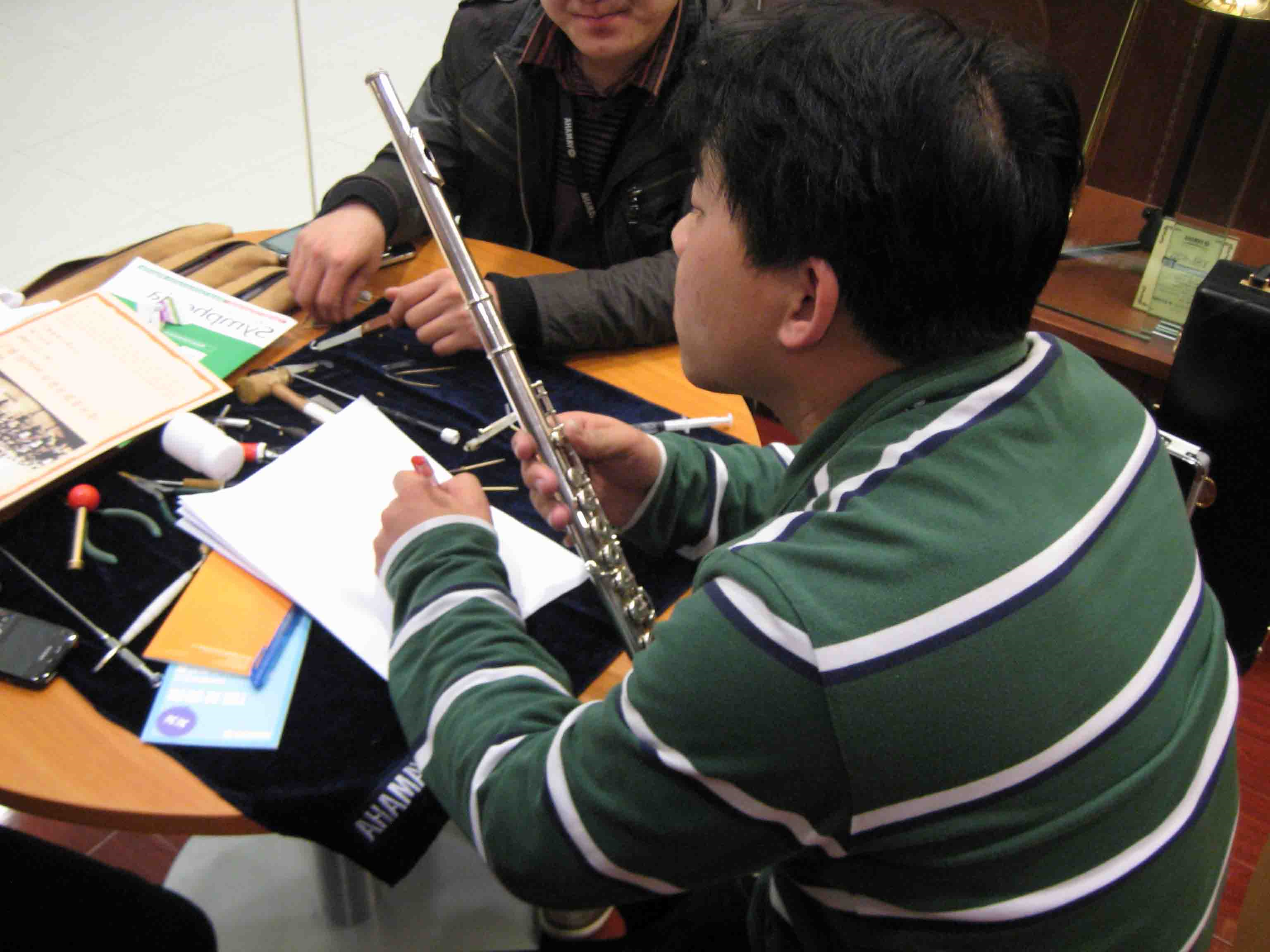 上海Academy长笛乐团新成员考核在酷游ku游登陆页
乐器音响（中国）投资有限公司 EGG HALL举行 