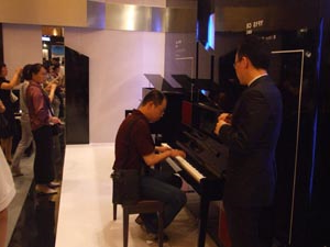 2009年酷游ku游登陆页
钢琴管乐重要经销商大会圆满举行 