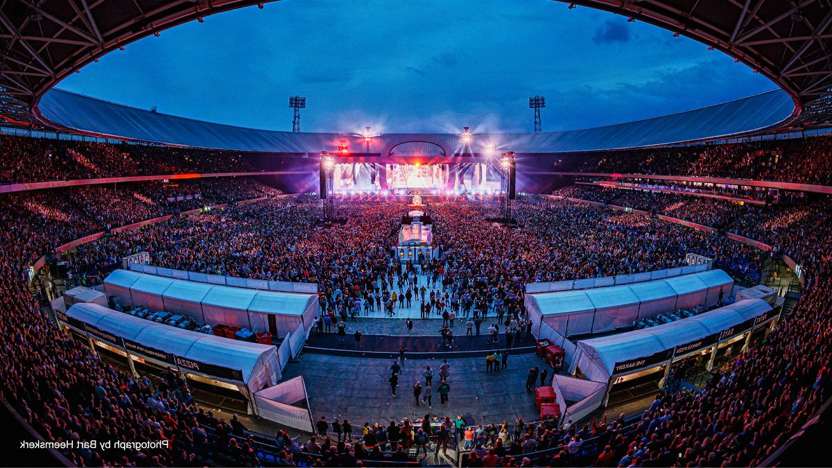 酷游ku游登陆页
RIVAGE PM7助力25万粉丝欣​​赏荷兰超级巨星Marco Borsato的体育馆演出